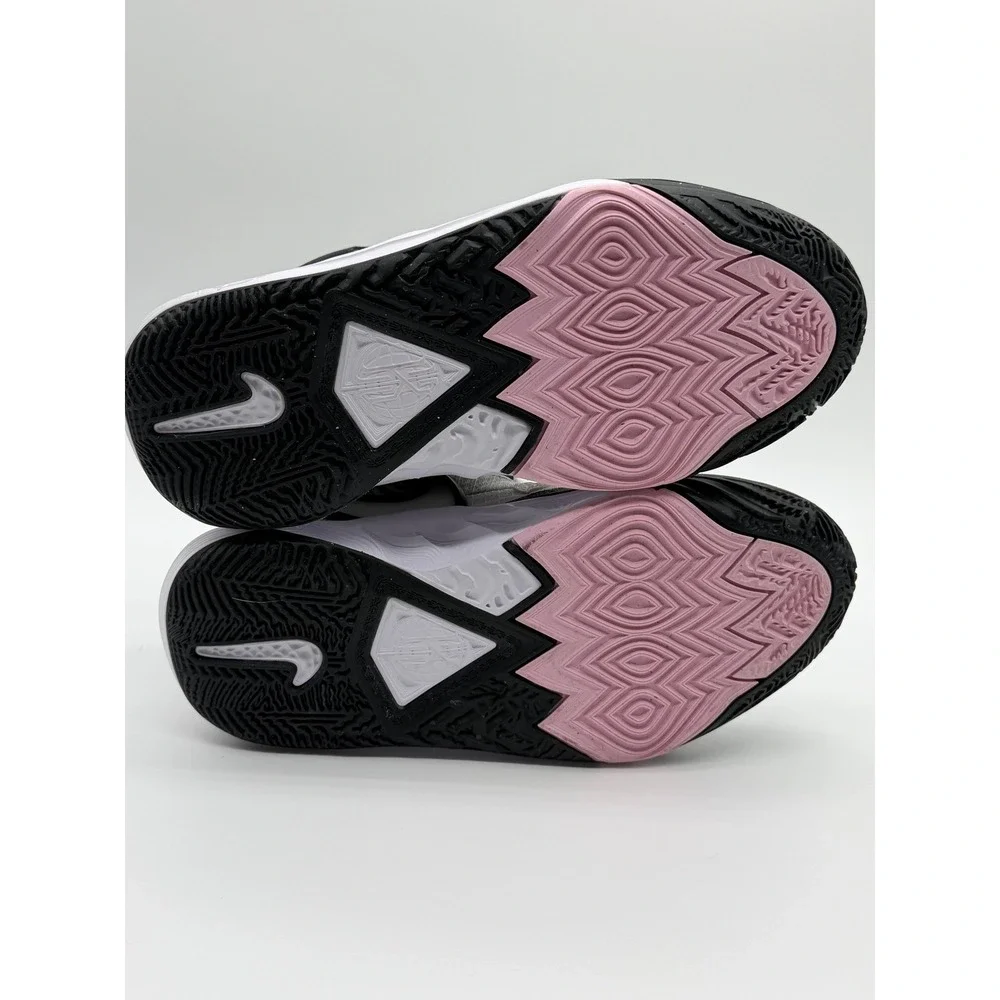 Nike Kyrie Flytrap 6 GS Size 4Y White Black‎ Pink Basketball Gently Worn 0040